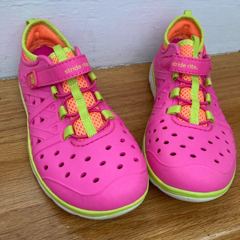Kids Water Shoes Size 1